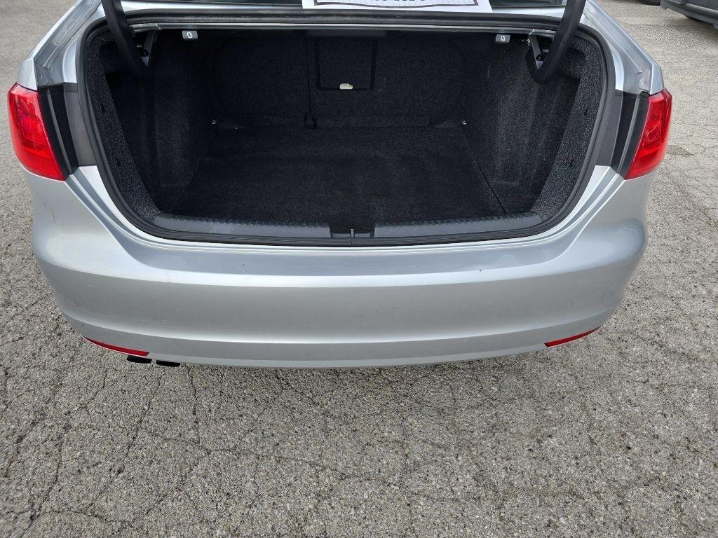 Volkswagen Jetta Sedan  2014