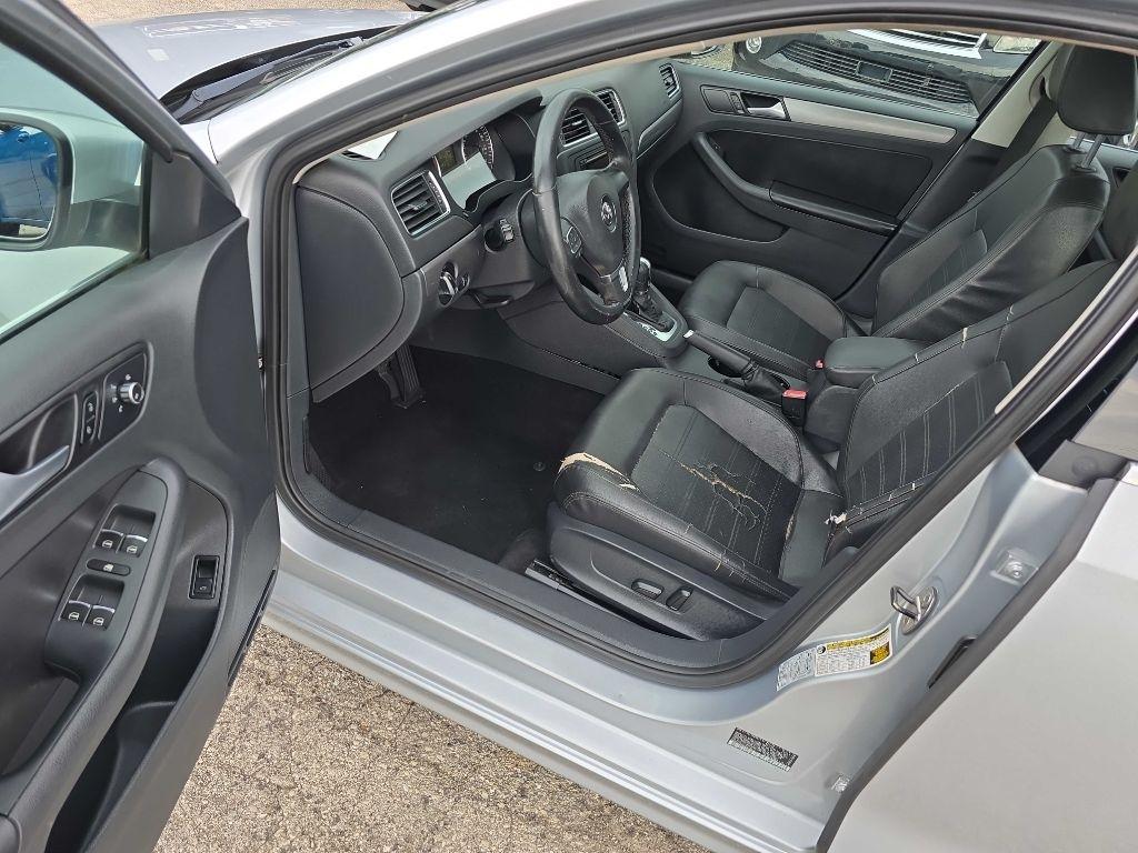 Volkswagen Jetta Sedan  2014