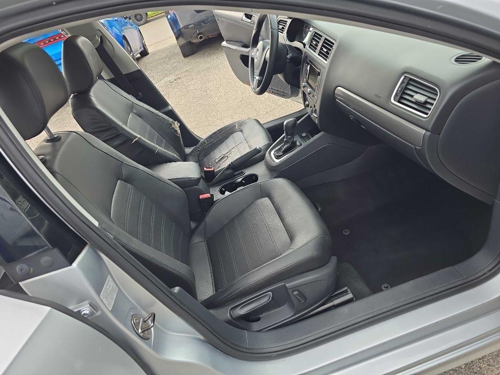 Volkswagen Jetta Sedan  2014