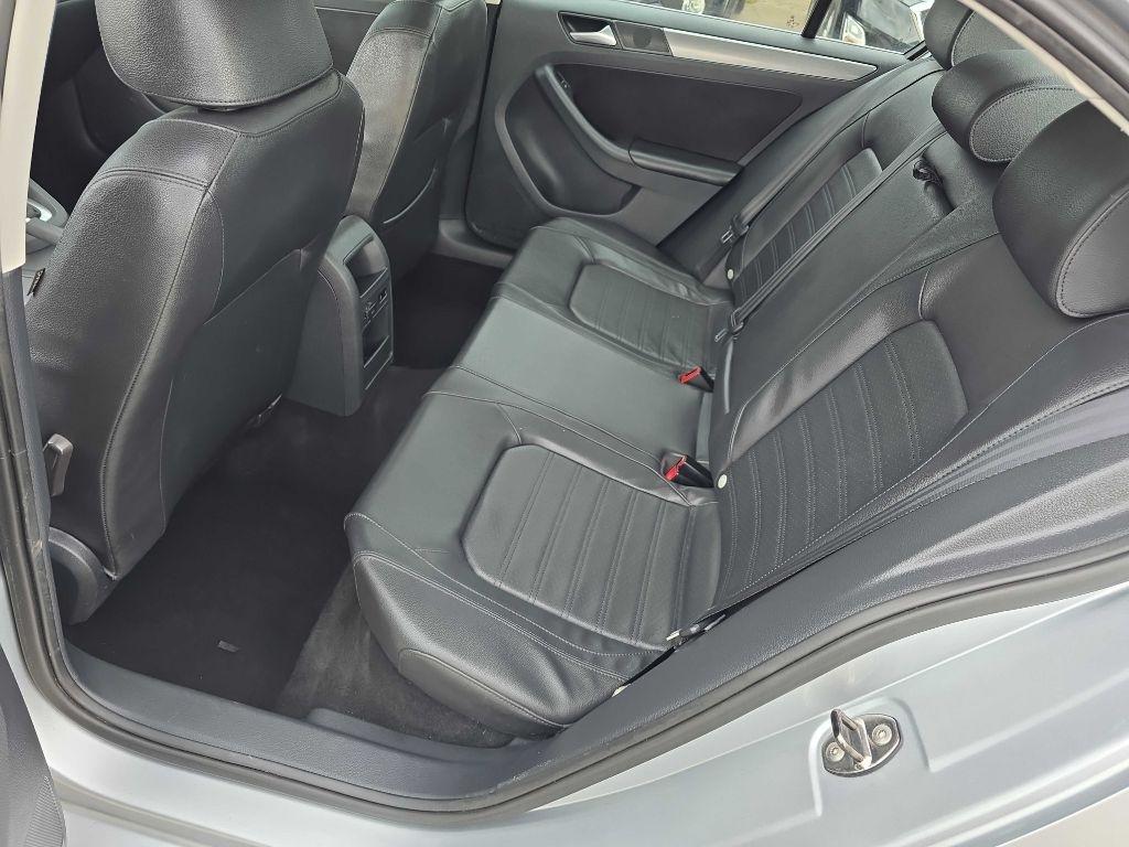 Volkswagen Jetta Sedan  2014