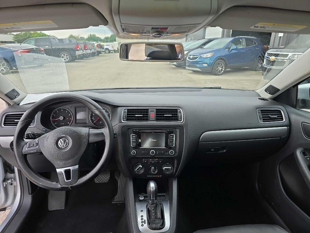 Volkswagen Jetta Sedan  2014