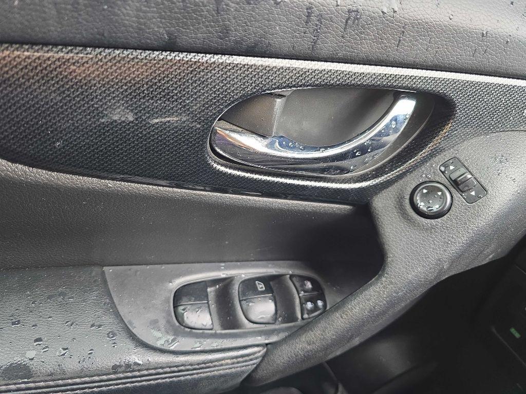 Nissan Rogue AWD 4dr SL 2015