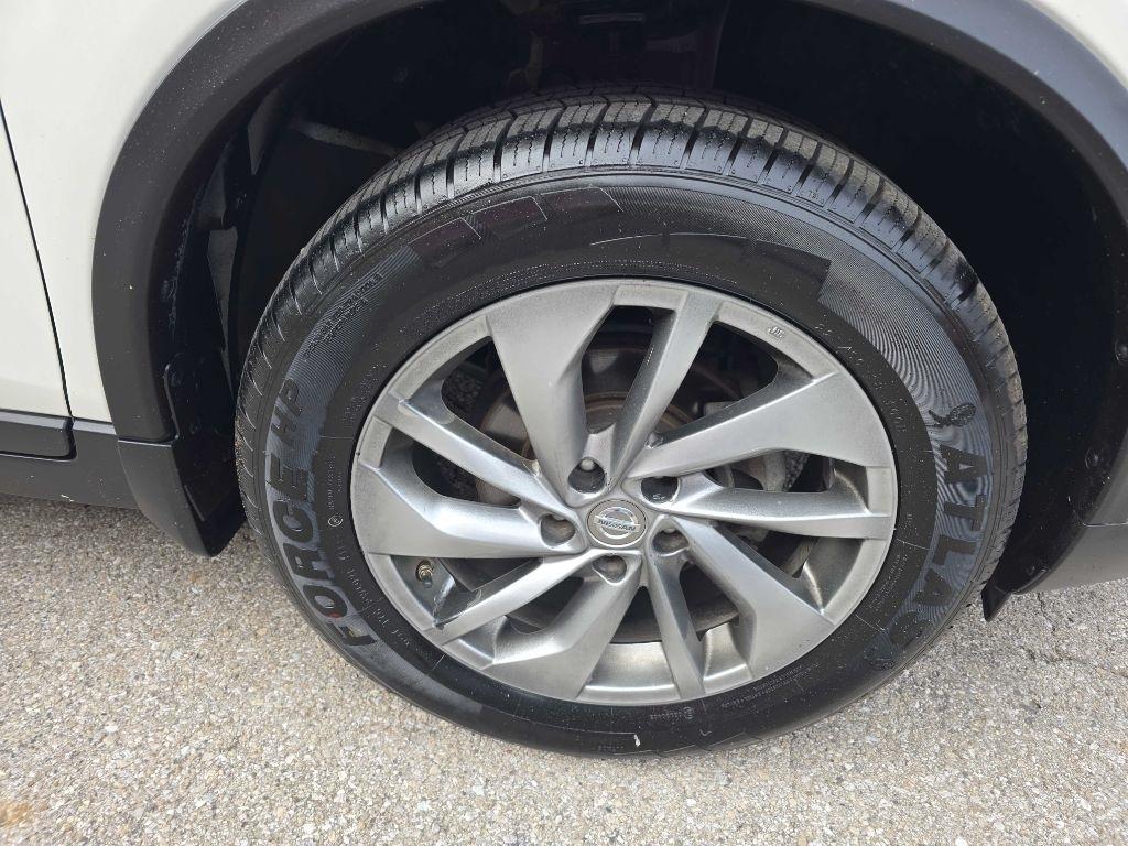 Nissan Rogue AWD 4dr SL 2015