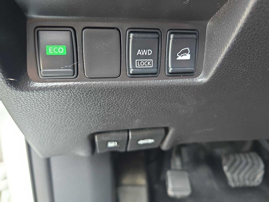 Nissan Rogue AWD 4dr SL 2015
