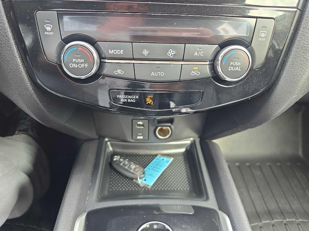 Nissan Rogue AWD 4dr SL 2015