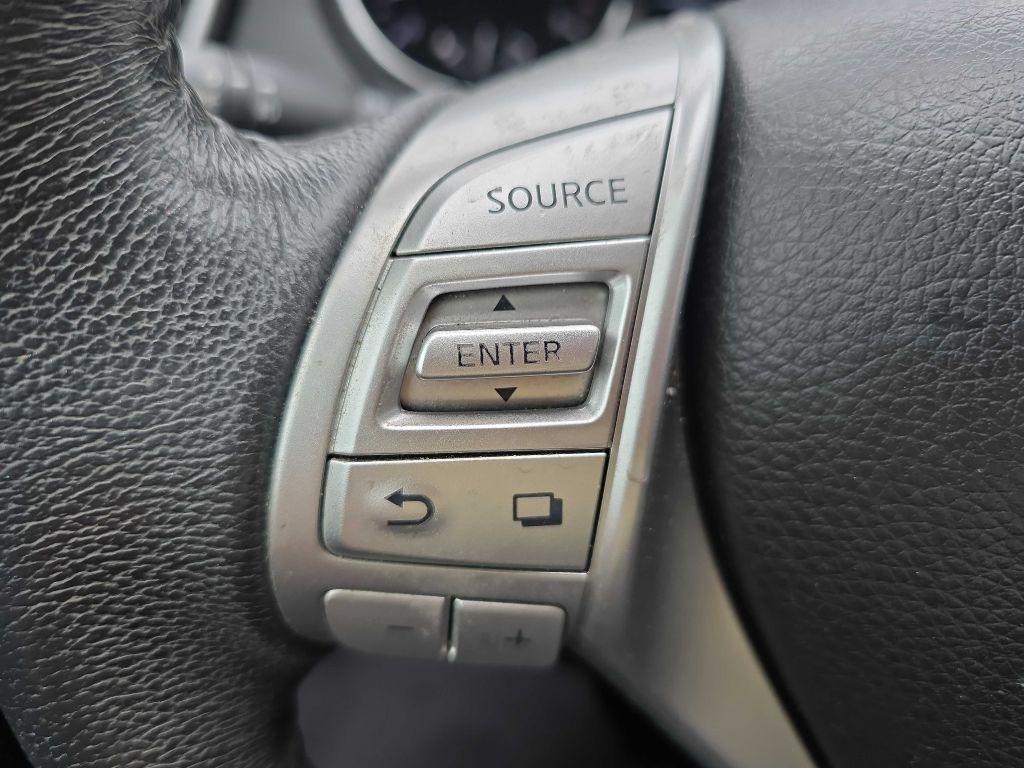 Nissan Rogue AWD 4dr SL 2015