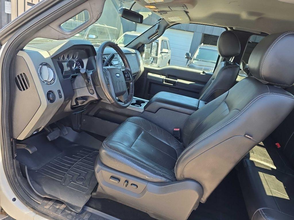 Ford Super Duty F-350 SRW 4WD SuperCab 158" Lariat 2012