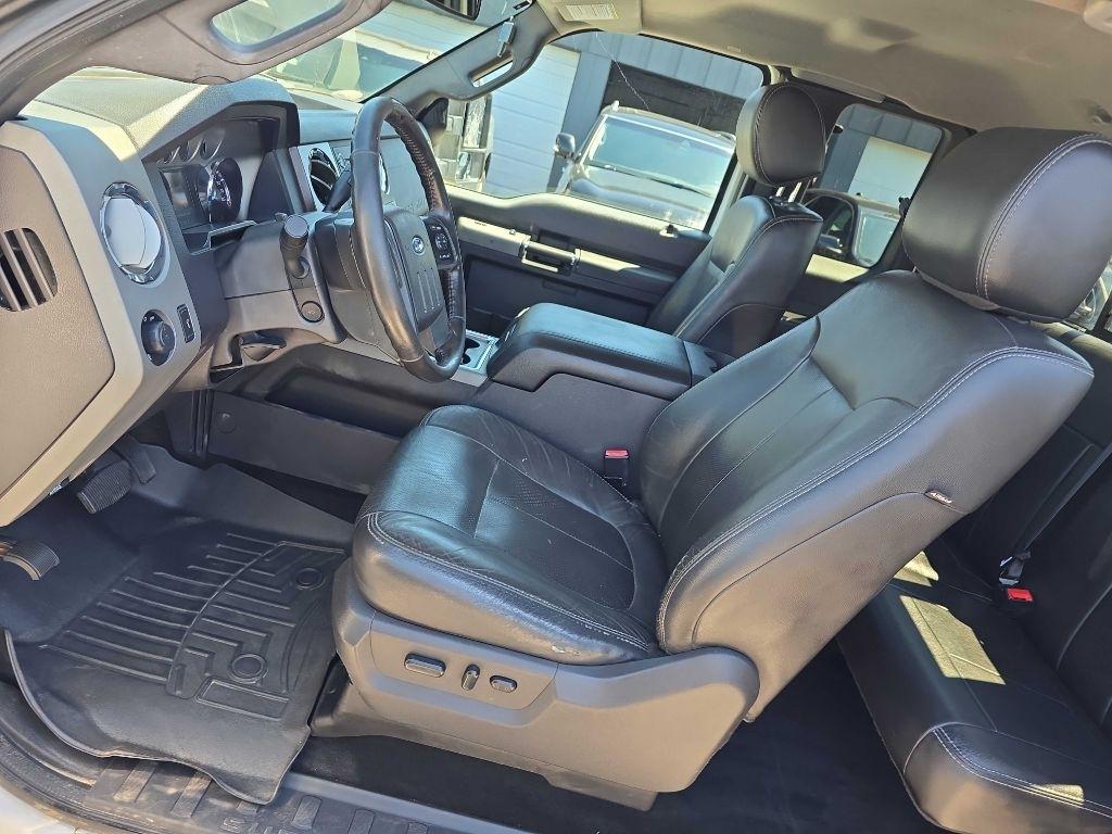 Ford Super Duty F-350 SRW 4WD SuperCab 158" Lariat 2012