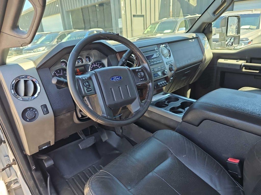 Ford Super Duty F-350 SRW 4WD SuperCab 158" Lariat 2012