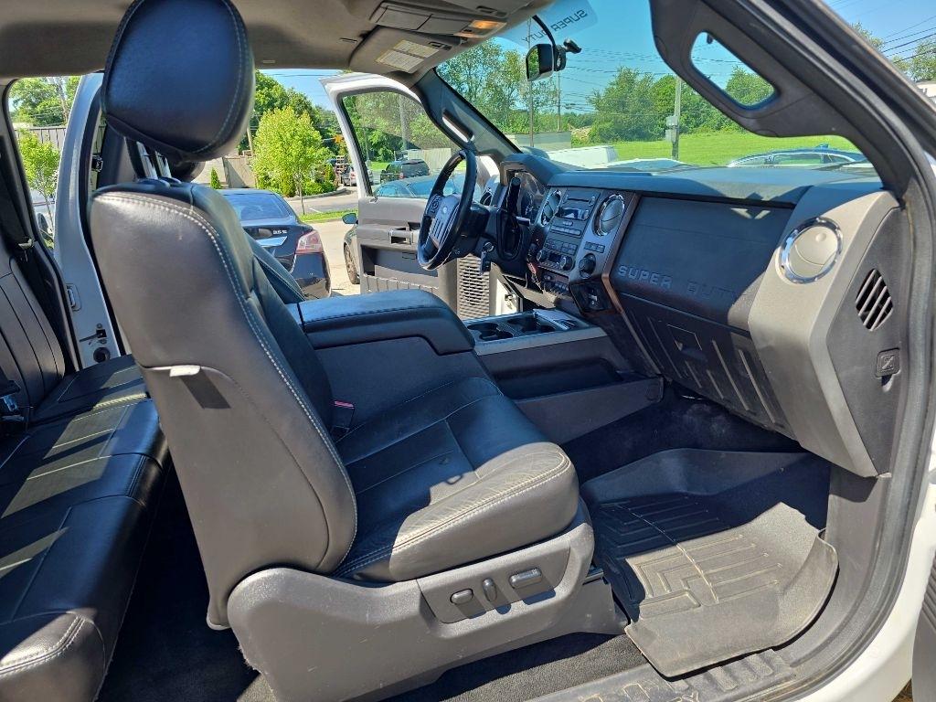 Ford Super Duty F-350 SRW 4WD SuperCab 158" Lariat 2012