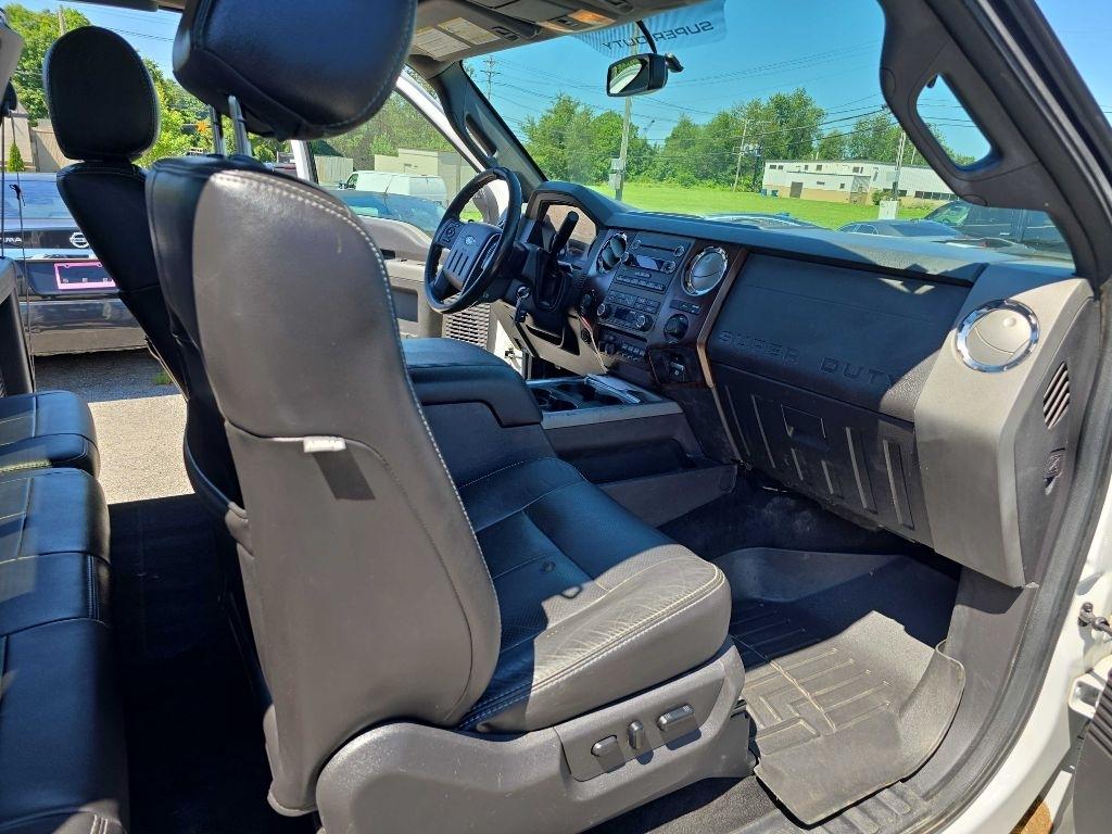 Ford Super Duty F-350 SRW 4WD SuperCab 158" Lariat 2012