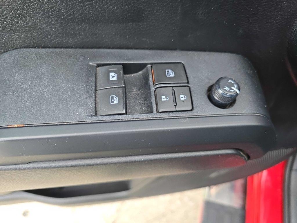 Toyota Tacoma 2WD SR5 Access Cab 6' Bed V6 AT (Natl) 2019