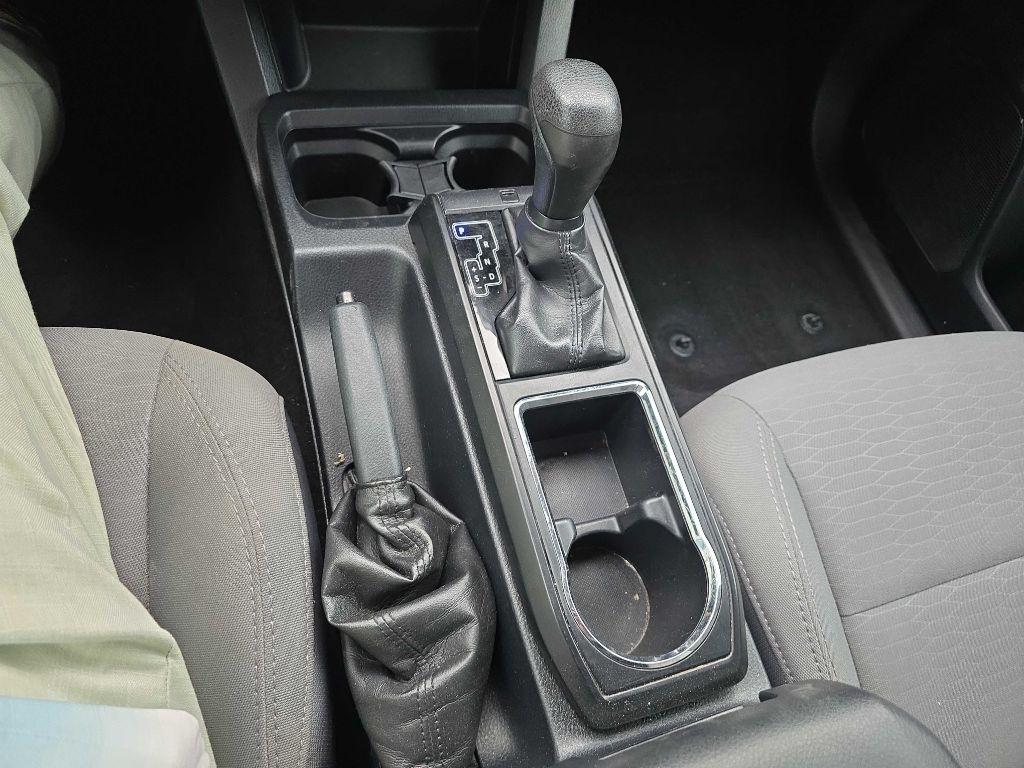 Toyota Tacoma 2WD SR5 Access Cab 6' Bed V6 AT (Natl) 2019