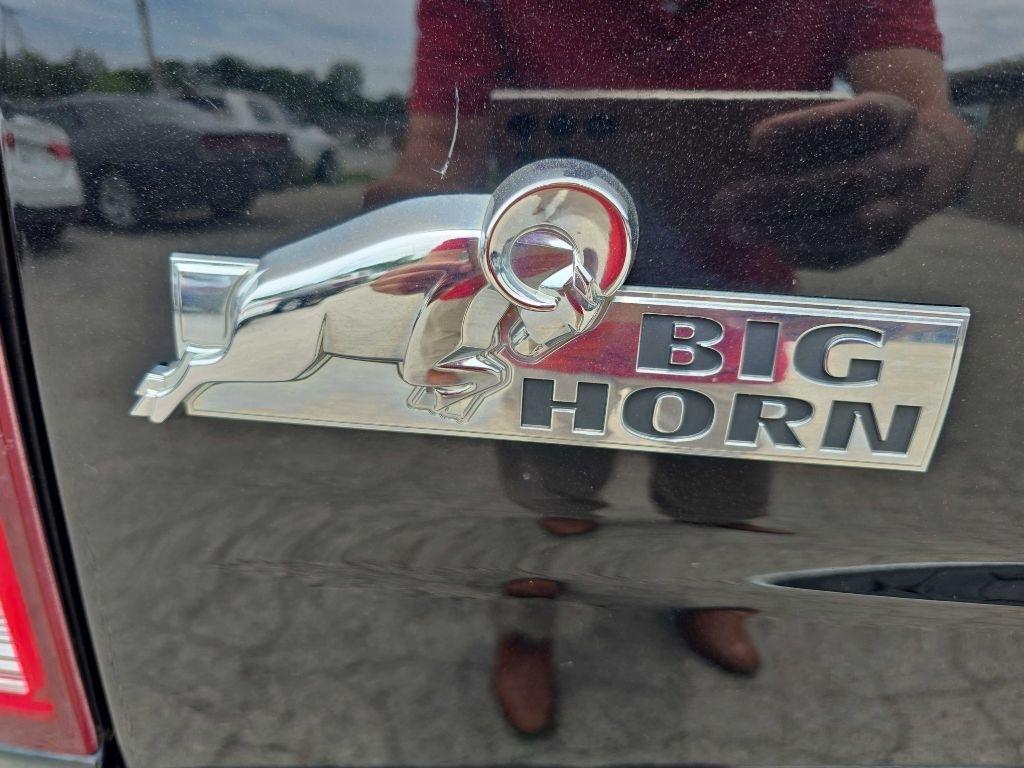 RAM 1500 4WD Crew Cab 140.5" Big Horn 2014