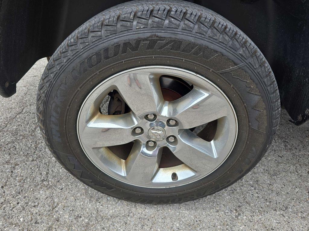 RAM 1500 4WD Crew Cab 140.5" Big Horn 2014