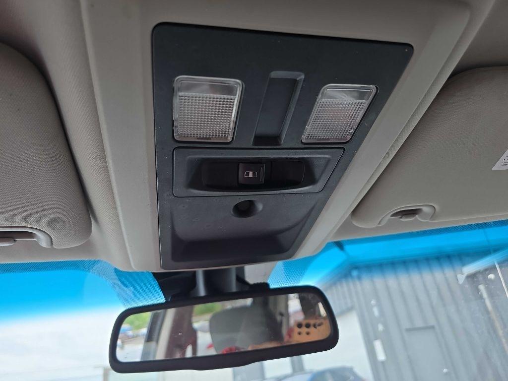 RAM 1500 4WD Crew Cab 140.5" Big Horn 2014
