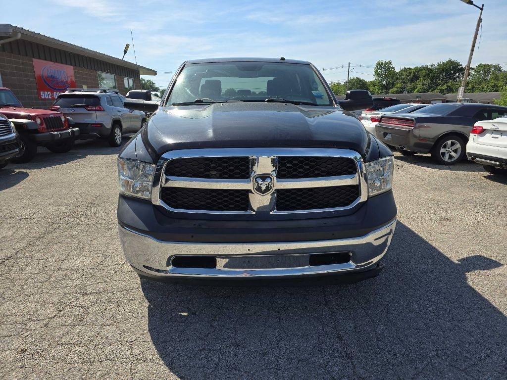 RAM 1500 4WD Crew Cab 140.5" ST 2015
