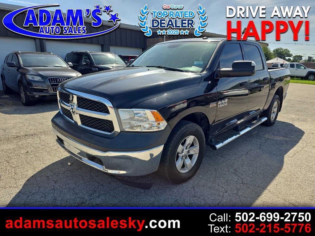 RAM 1500 4WD Crew Cab 140.5" ST 2015