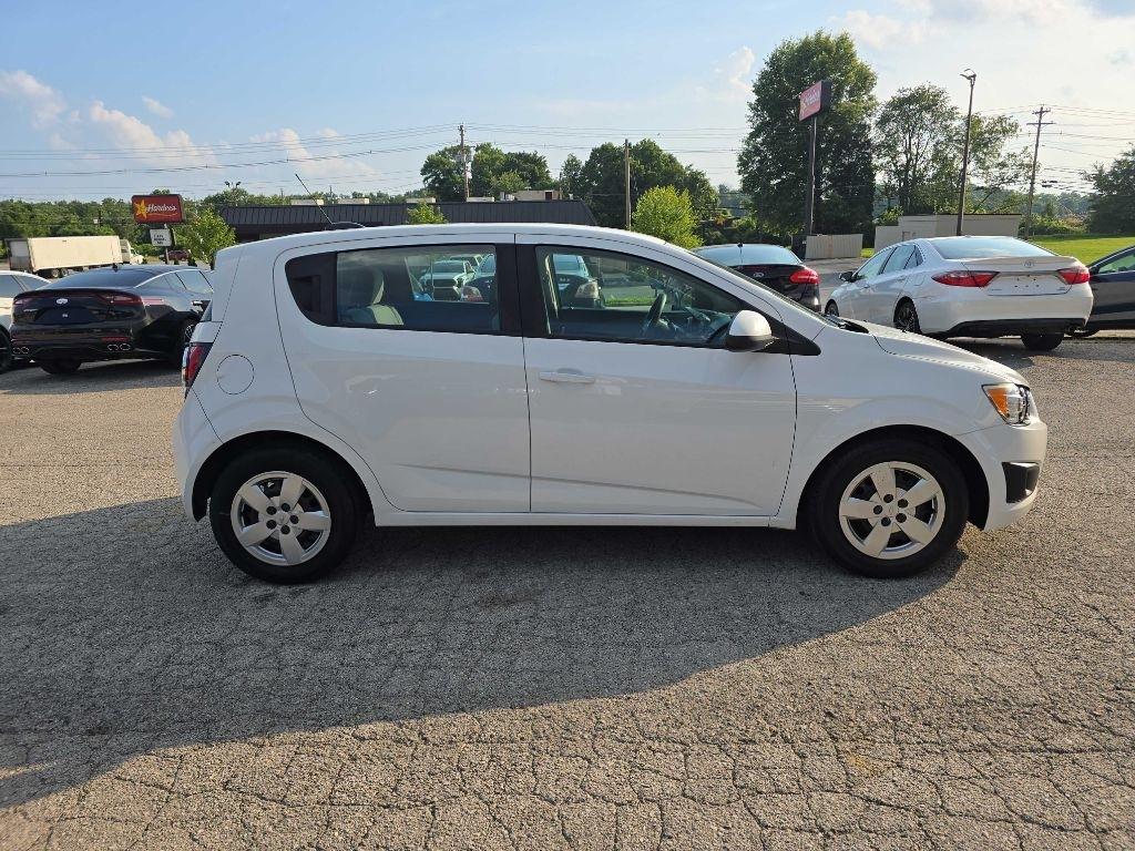 Chevrolet Sonic 5dr HB Auto LS 2016