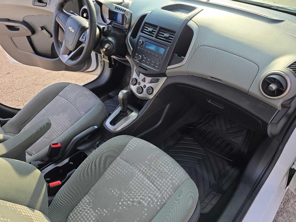Chevrolet Sonic 5dr HB Auto LS 2016