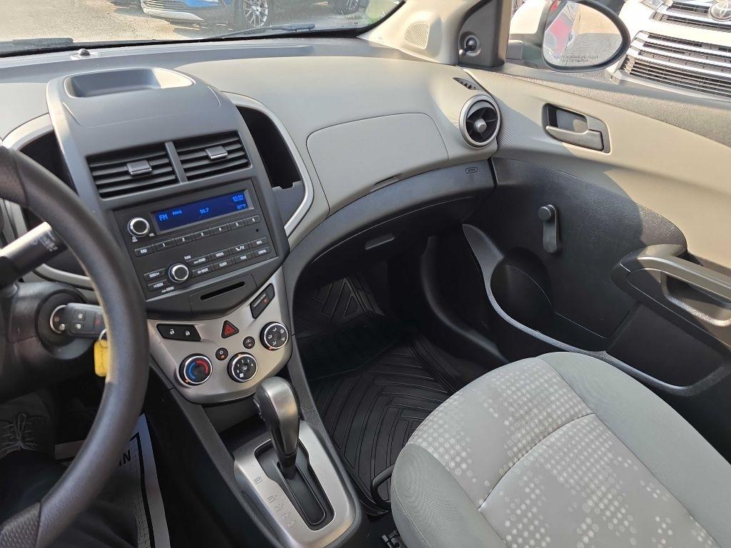 Chevrolet Sonic 5dr HB Auto LS 2016