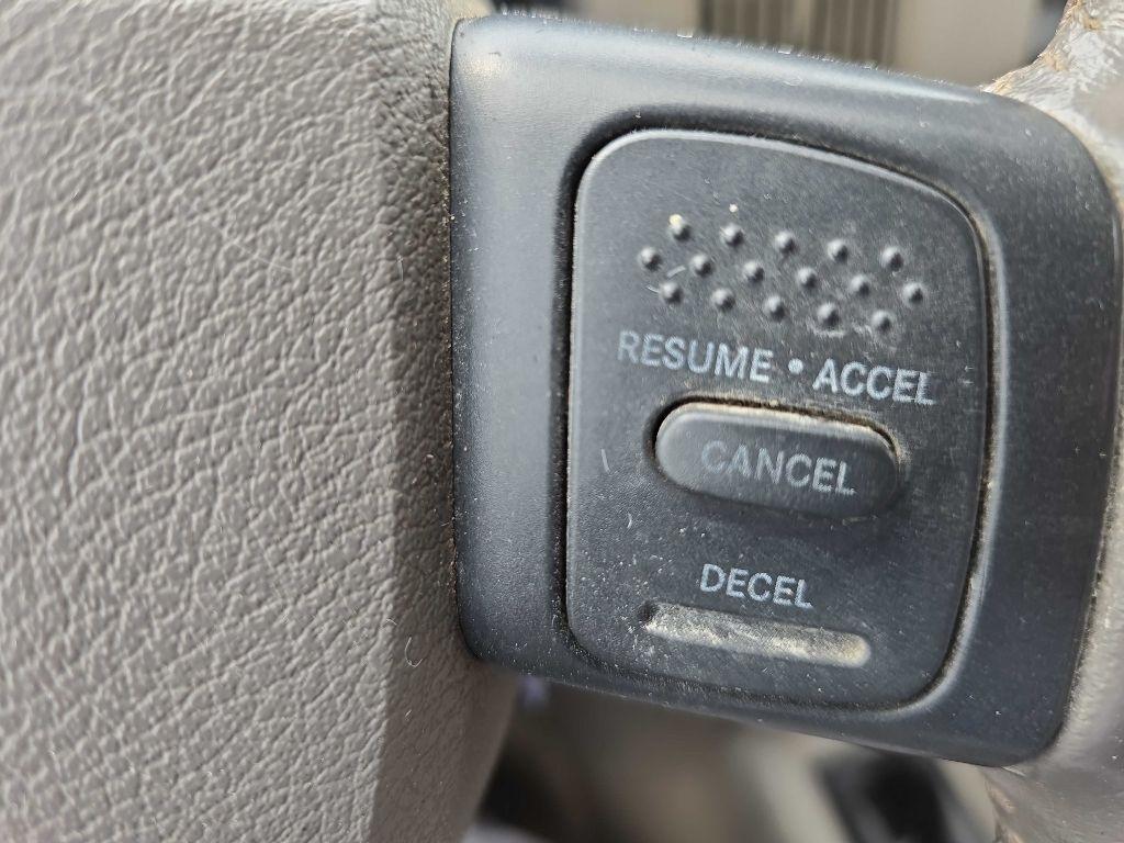 Dodge Ram 2500 SLT Reg Cab 4WD 2005