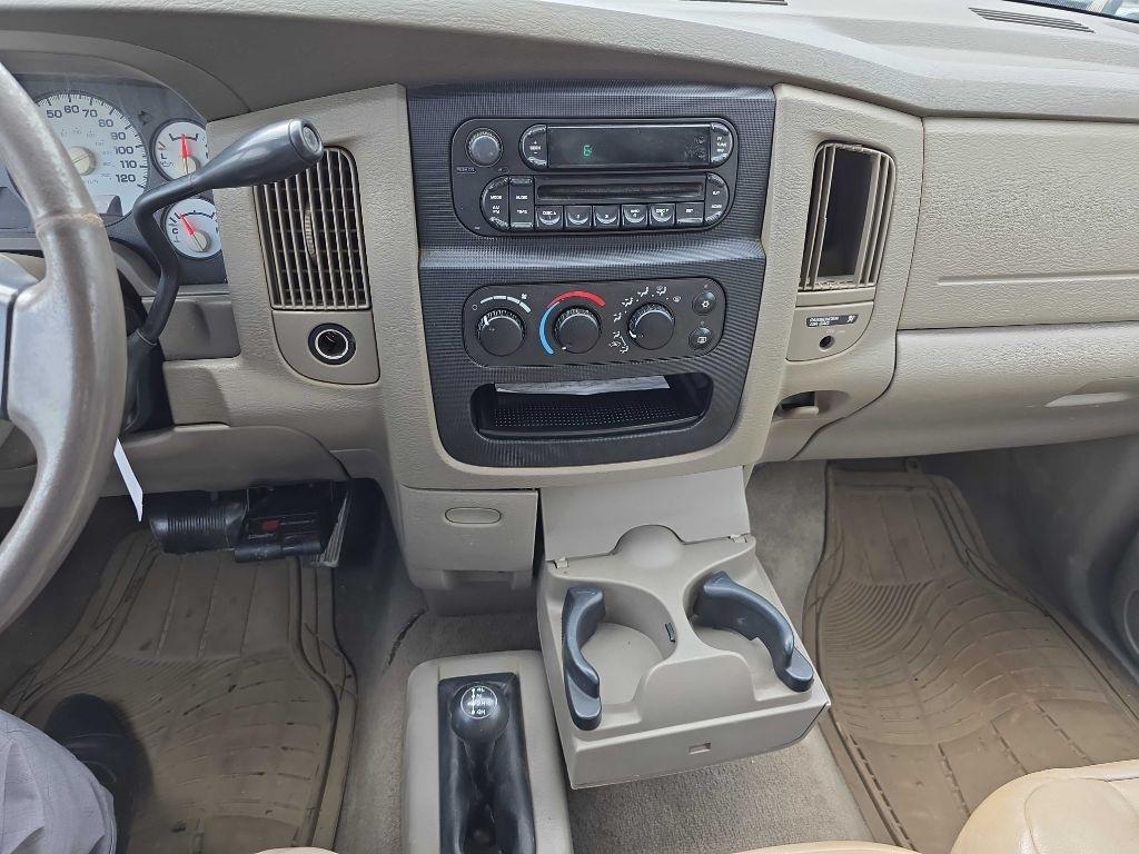 Dodge Ram 2500 SLT Reg Cab 4WD 2005