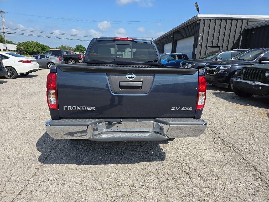 Nissan Frontier 4WD Crew Cab LWB Auto SV 2016