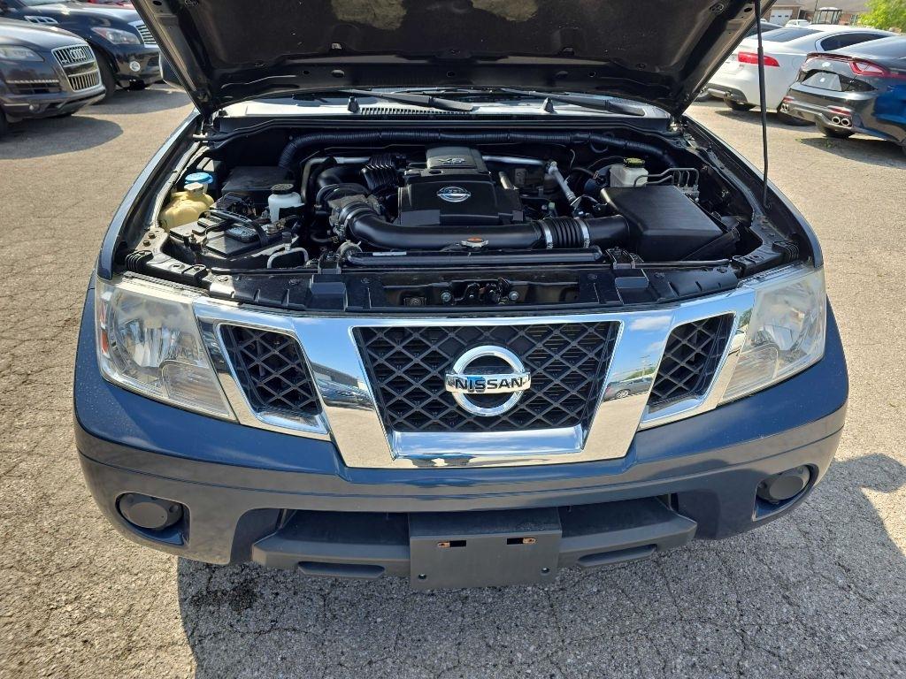 Nissan Frontier 4WD Crew Cab LWB Auto SV 2016