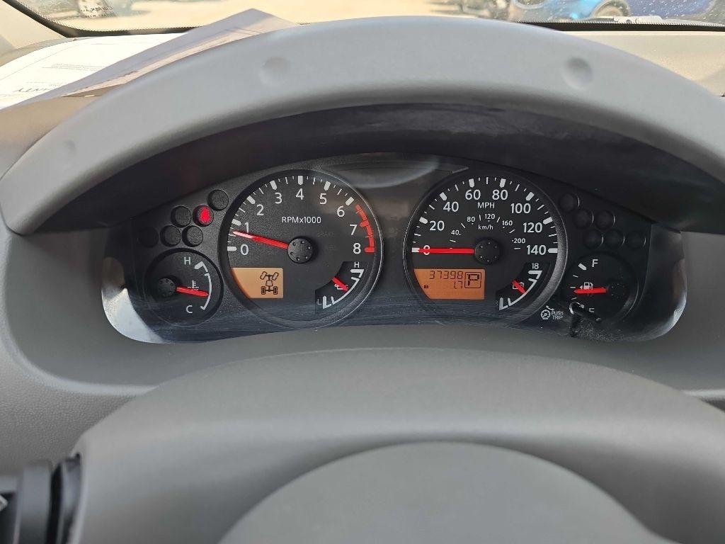 Nissan Frontier 4WD Crew Cab LWB Auto SV 2016