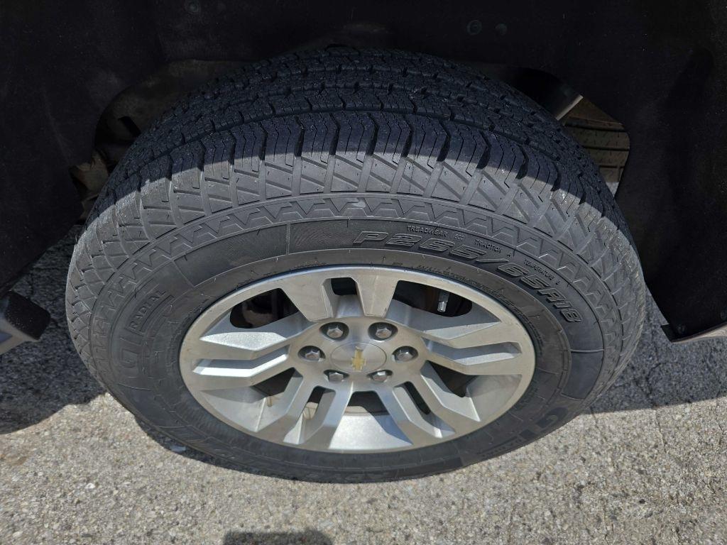 Chevrolet Tahoe 4WD 4dr LT 2019