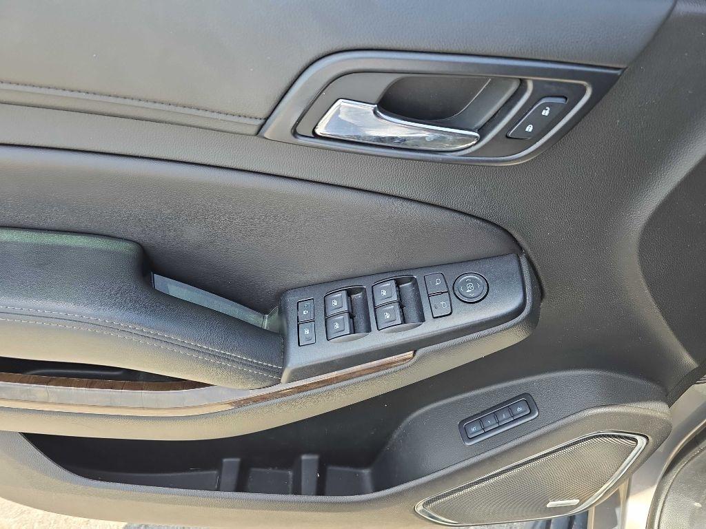 Chevrolet Tahoe 4WD 4dr LT 2019