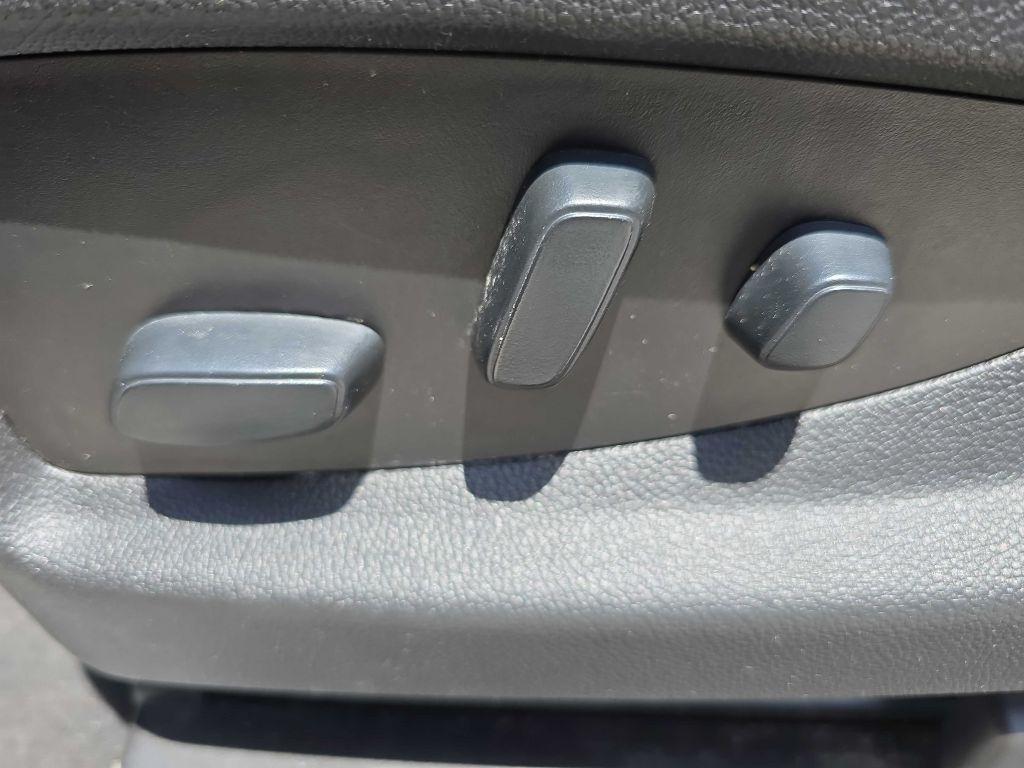 Chevrolet Tahoe 4WD 4dr LT 2019
