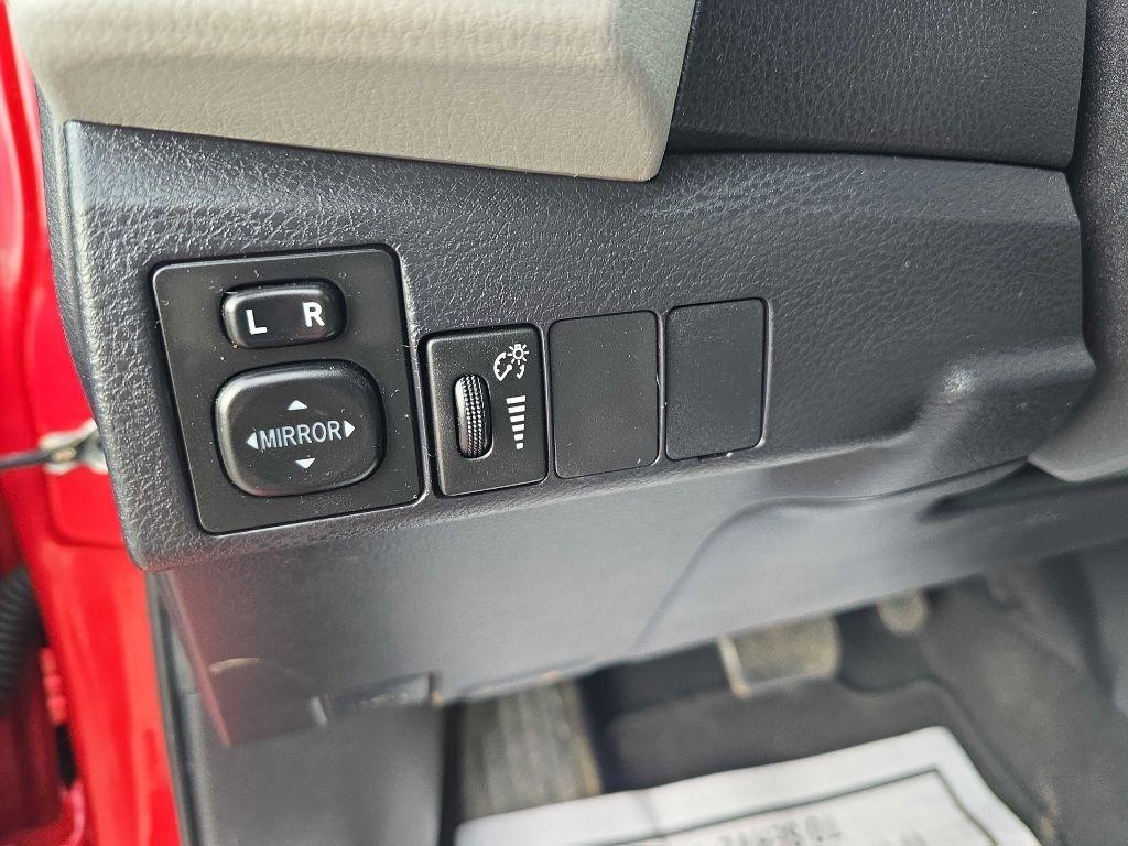 Toyota Corolla LE 2015