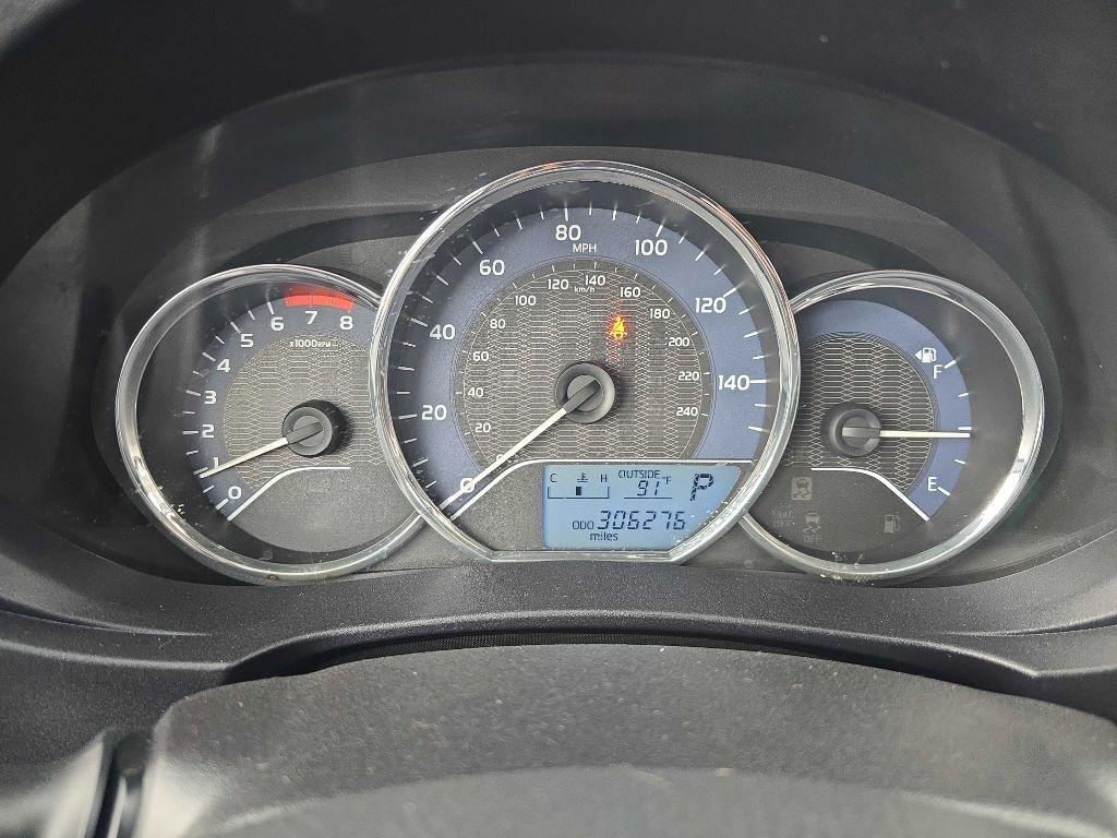 Toyota Corolla LE 2015