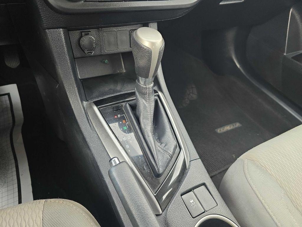 Toyota Corolla LE 2015