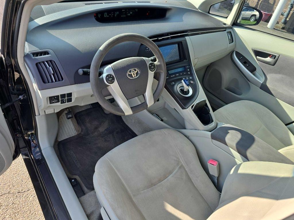 Toyota Prius 5dr HB II (Natl) 2010