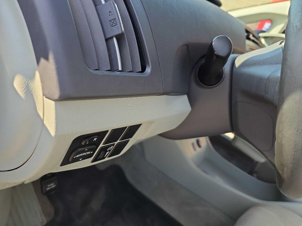 Toyota Prius 5dr HB II (Natl) 2010
