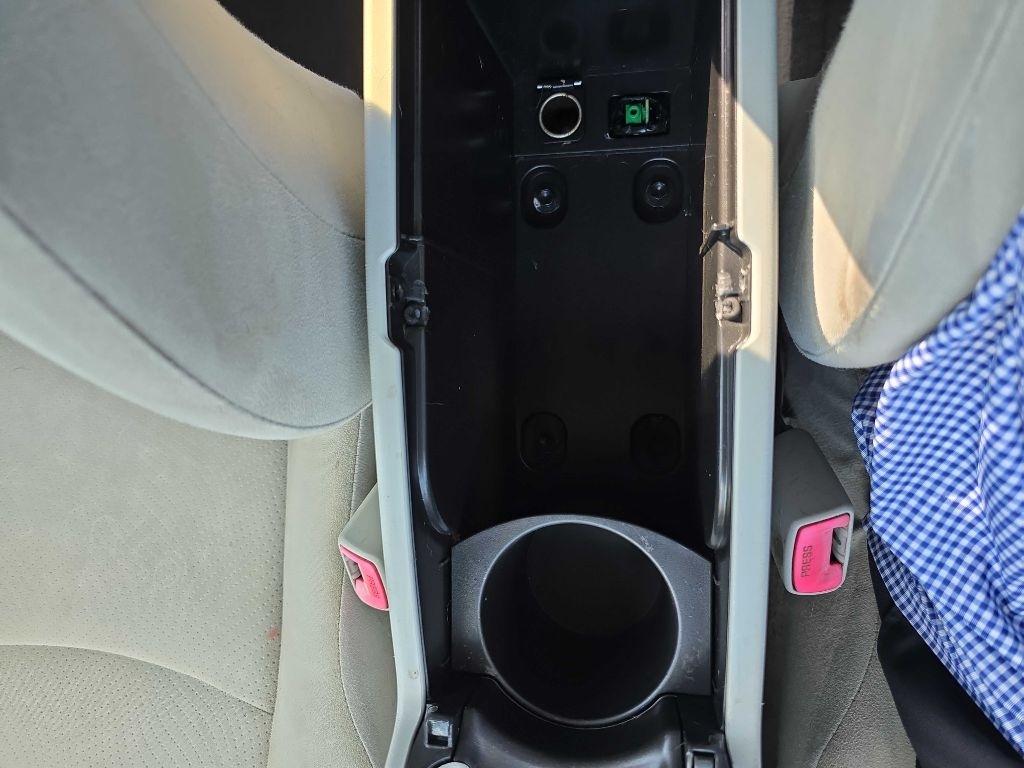 Toyota Prius 5dr HB II (Natl) 2010