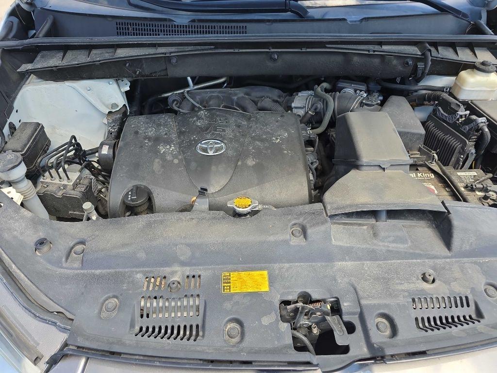 Toyota Highlander Limited V6 AWD (Natl) 2017