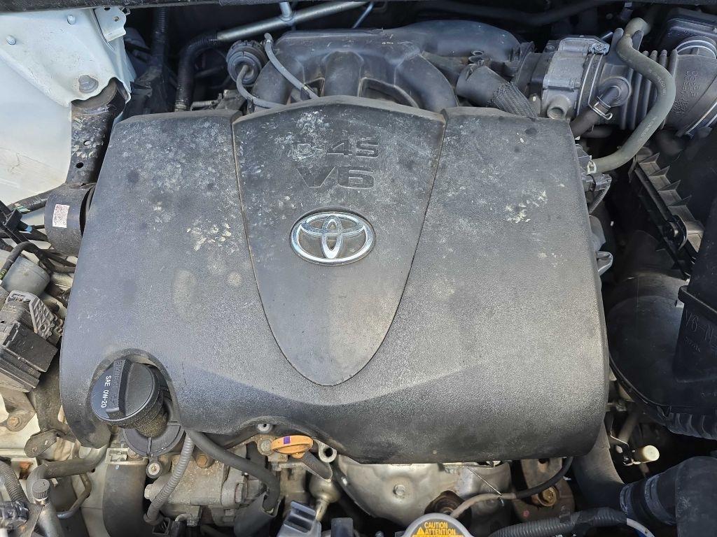 Toyota Highlander Limited V6 AWD (Natl) 2017