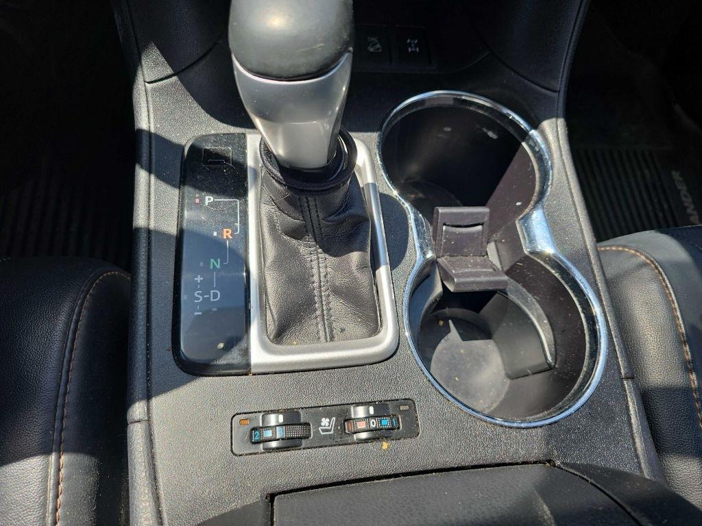 Toyota Highlander Limited V6 AWD (Natl) 2017