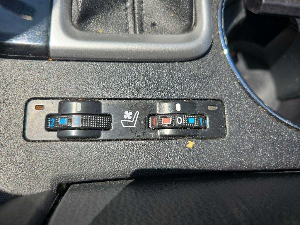 Toyota Highlander Limited V6 AWD (Natl) 2017