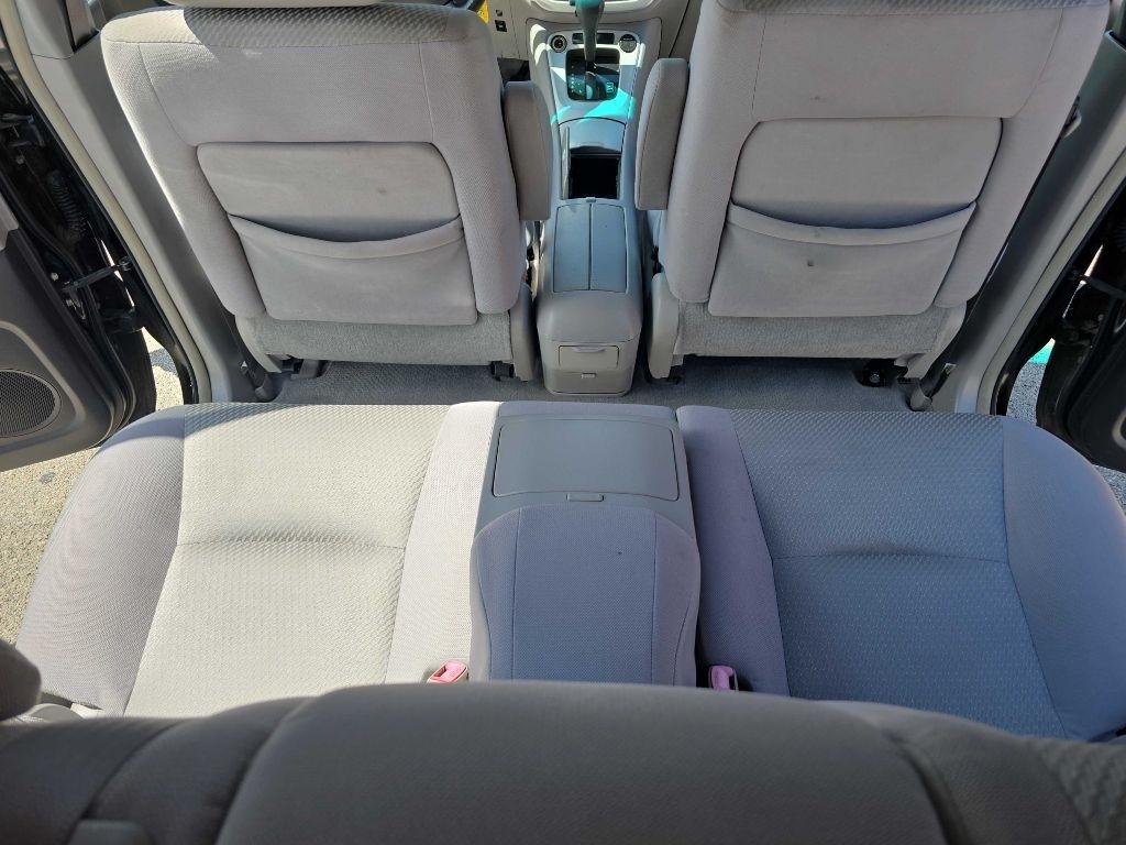 Toyota Highlander V6 2WD with 3rd-Row Seat 2007