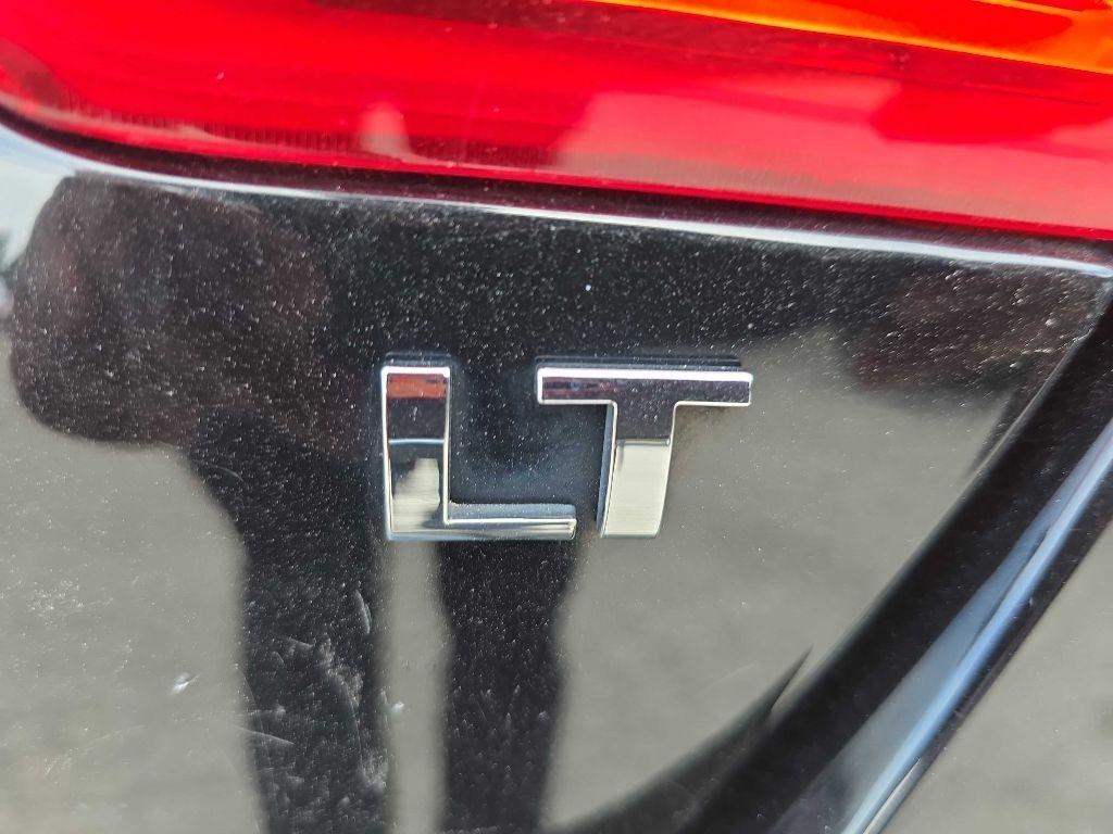 Chevrolet Impala 4dr Sdn LT w/1LT 2019