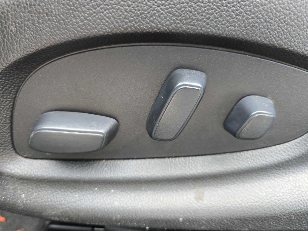Chevrolet Impala 4dr Sdn LT w/1LT 2019