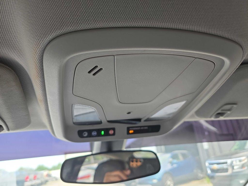Chevrolet Impala 4dr Sdn LT w/1LT 2019