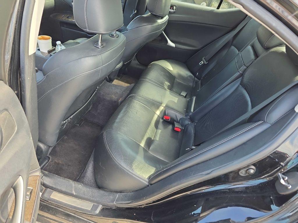 Lexus IS 250 4dr Sport Sdn Auto AWD 2011