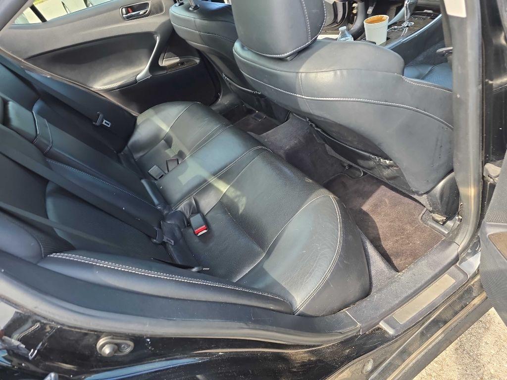 Lexus IS 250 4dr Sport Sdn Auto AWD 2011