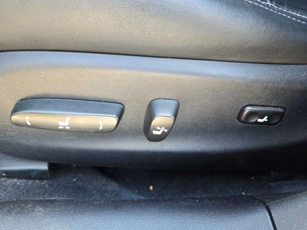Lexus IS 250 4dr Sport Sdn Auto AWD 2011